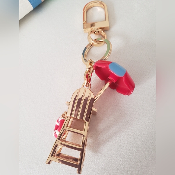 Tory Burch Lifeguard Chair keychain RARE - Picture 3 of 7